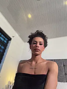 LiaDuquette online show from 06/17/26, 11:01