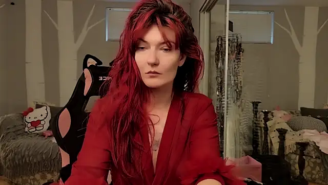 Snapshot of youngmilfBlossom chatting on 06/15/26, 07:05 youngmilfBlossom online show from 06/15/26, 07:05
