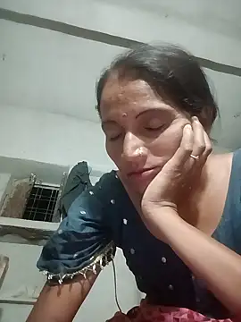 Hotnewbhabi riya online show from 06/06/26, 05:28