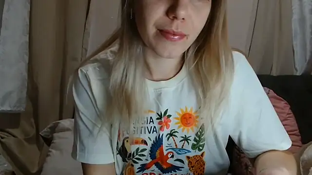 Snapshot of Alana_sc chatting on 07/15/26, 06:13 Alana sc online show from 07/15/26, 06:13