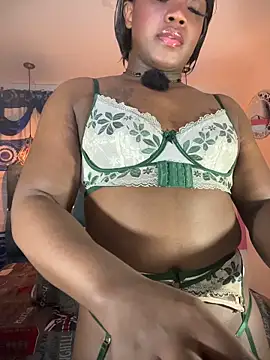 Fersecrettt  online show from 06/18/26, 11:53