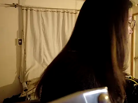Snapshot of Magdalena71588 chatting on 08/06/26, 02:24 Magdalena71588 online show from 08/06/26, 02:24