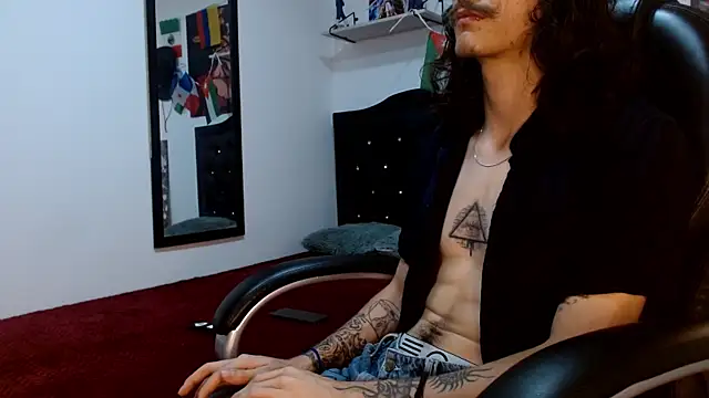 bigcock robert online show from 07/02/26, 08:15