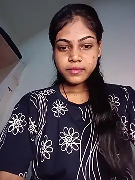Snapshot of aapki_priya chatting on 06/18/26, 04:13 aapki priya online show from 06/18/26, 04:13