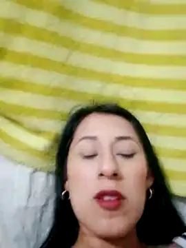 Snapshot of ELY_FE_ chatting on 06/15/26, 03:20 ELY FE online show from 06/15/26, 03:20