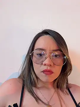 Snapshot of Emma_Jonas chatting on 06/16/26, 07:49 Emma Jonas online show from 06/16/26, 07:49