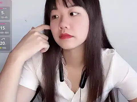 Snapshot of G-nuonuo chatting on 06/17/26, 01:19 G-nuonuo online show from 06/17/26, 01:19