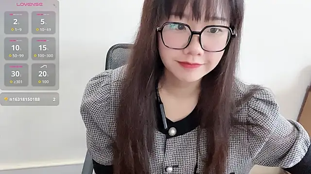 Snapshot of G-nuonuo chatting on 06/28/26, 01:00 G-nuonuo online show from 06/28/26, 01:00