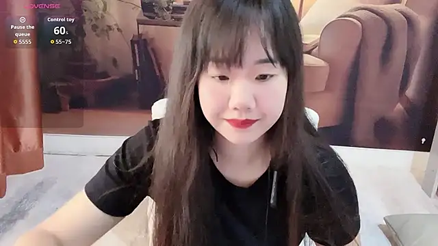 Snapshot of G-nuonuo chatting on 07/11/26, 01:19 G-nuonuo online show from 07/11/26, 01:19