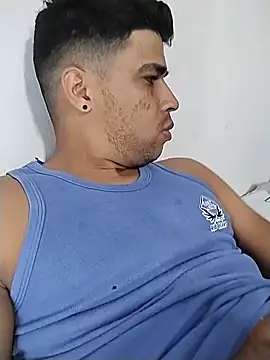 Snapshot of moreno1c chatting on 06/07/26, 04:49 moreno1c online show from 06/07/26, 04:49