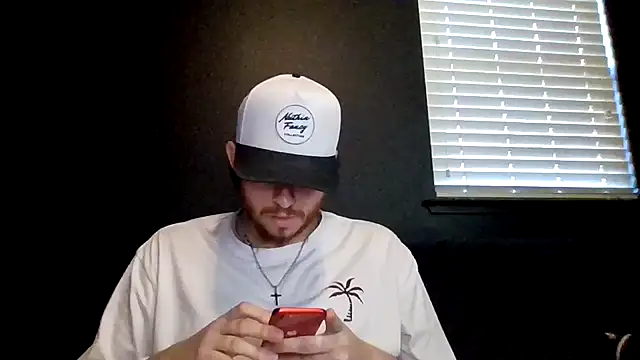 Snapshot of Mikecloudyhawk chatting on 07/06/26, 03:03 Mikecloudyhawk online show from 07/06/26, 03:03