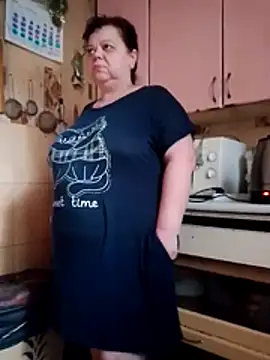 oksana72 online show from 05/29/26, 06:11
