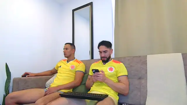 Snapshot of TheLatinBoyfriends chatting on 07/24/26, 05:55 TheLatinBoyfriends online show from 07/24/26, 05:55