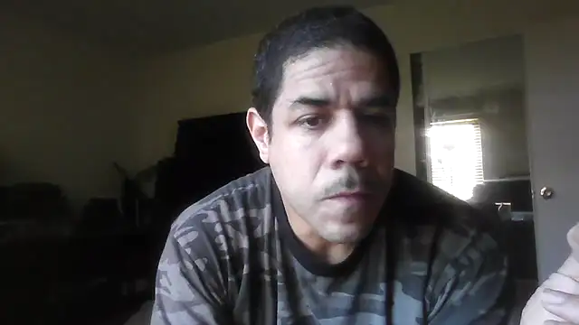 Snapshot of toosexy4myshirt chatting on 06/20/26, 02:09 toosexy4myshirt online show from 06/20/26, 02:09