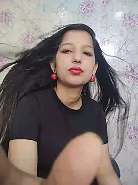 Snapshot of Queen_Rosyy chatting on 06/29/26, 02:51 Queen Rosyy online show from 06/29/26, 02:51