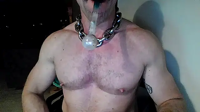 Snapshot of magnussson80 chatting on 07/21/26, 10:56 magnussson80 online show from 07/21/26, 10:56