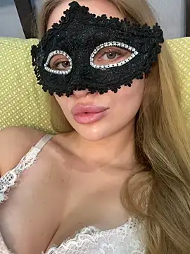 Snapshot of AlexandraMoore03 chatting on 07/17/26, 05:47 AlexandraMoore03 online show from 07/17/26, 05:47