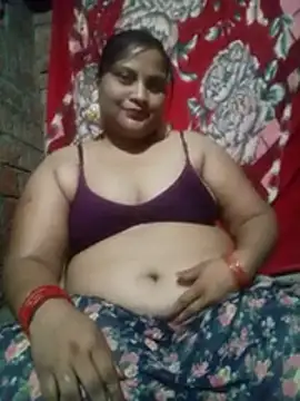 Snapshot of Hottie_riya01 chatting on 06/13/26, 05:22 Hottie riya01 online show from 06/13/26, 05:22