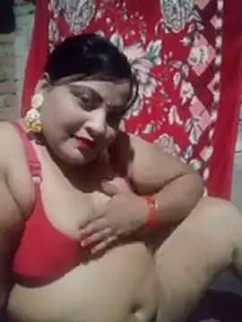 Snapshot of Hottie_riya01 chatting on 06/14/26, 05:59 Hottie riya01 online show from 06/14/26, 05:59
