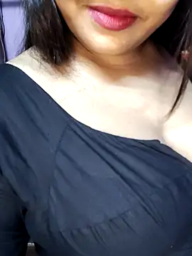 Snapshot of SWEETY-099 chatting on 07/18/26, 04:11 SWEETY-099 online show from 07/18/26, 04:11
