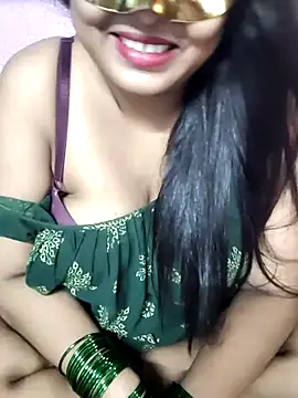 Snapshot of SWEETY-099 chatting on 07/26/26, 04:31 SWEETY-099 online show from 07/26/26, 04:31