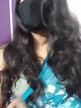 Snapshot of Clara-Lilly chatting on 07/02/26, 05:46 Clara-Lilly online show from 07/02/26, 05:46
