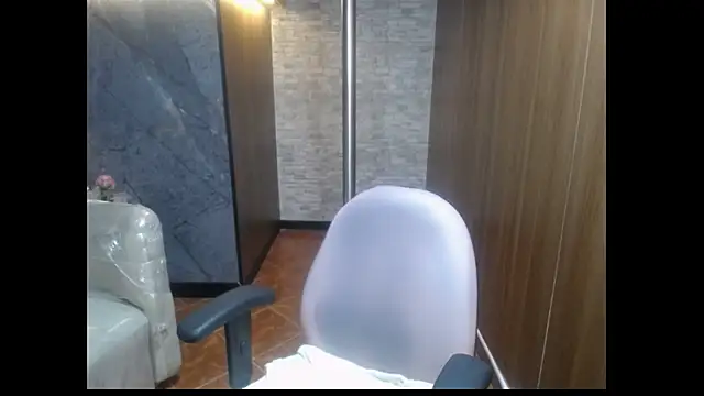 Snapshot of ariel_1_ chatting on 07/13/26, 12:19 ariel 1 online show from 07/13/26, 12:19