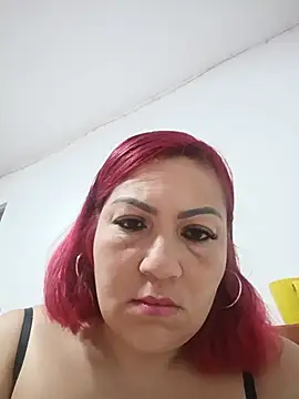 Snapshot of Agata_Traviesa chatting on 06/22/26, 12:02 Agata Traviesa online show from 06/22/26, 12:02