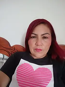 Snapshot of Agata_Traviesa chatting on 07/13/26, 08:00 Agata Traviesa online show from 07/13/26, 08:00