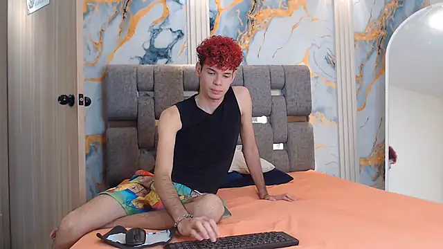 Snapshot of Hot_skinny_guys chatting on 07/18/26, 08:34 Hot skinny guys online show from 07/18/26, 08:34
