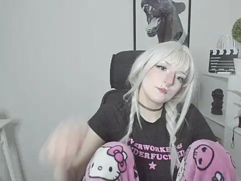 NikaDream online show from 07/10/26, 01:03