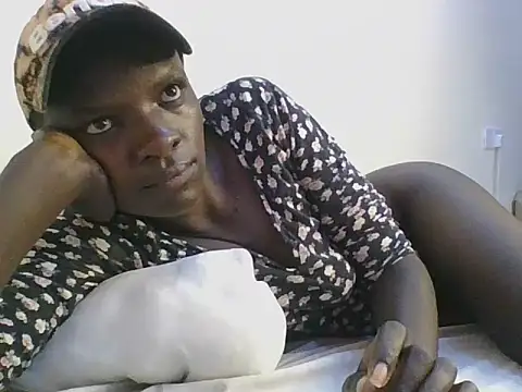 Snapshot of ebonypetite2 chatting on 06/30/26, 03:35 ebonypetite2 online show from 06/30/26, 03:35