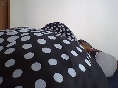 Snapshot of Amara254 chatting on 07/07/26, 06:27 Amara254 online show from 07/07/26, 06:27