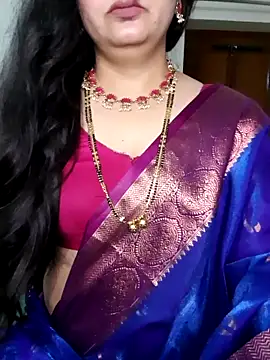 Snapshot of Sharma_Priya chatting on 06/11/26, 05:11 Sharma Priya online show from 06/11/26, 05:11