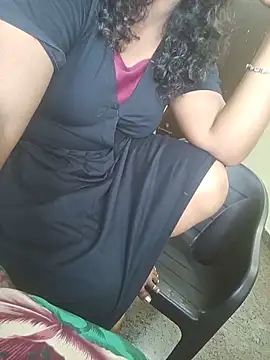 Snapshot of Tamil_Aathira_sri chatting on 06/14/26, 07:54 Tamil Aathira sri online show from 06/14/26, 07:54