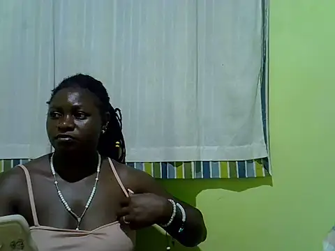 Snapshot of CURVY-CORAZZON chatting on 07/19/26, 01:48 CURVY-CORAZZON online show from 07/19/26, 01:48
