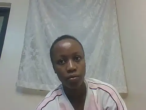 Sweet-cherrry online show from 07/04/26, 09:26