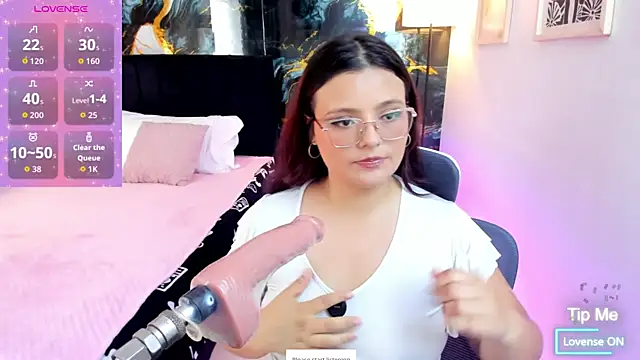 Snapshot of Miss_Kloee chatting on 07/21/26, 07:05 Miss Kloee online show from 07/21/26, 07:05