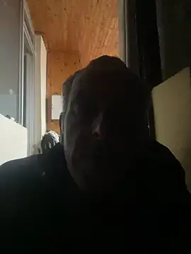 Snapshot of GeldenKuy chatting on 06/28/26, 07:31 GeldenKuy online show from 06/28/26, 07:31