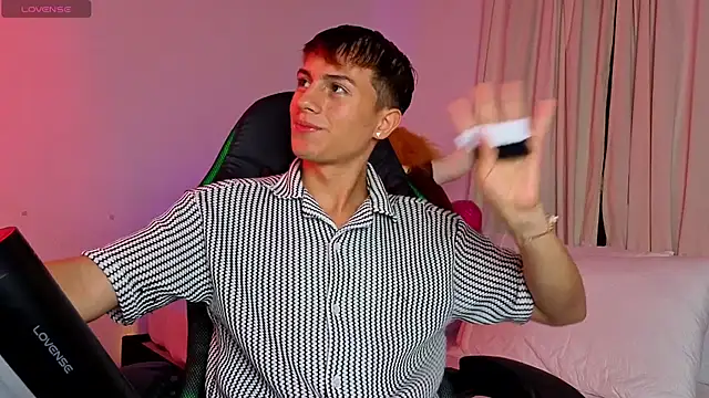 Evaan Hot online show from 07/01/26, 03:08