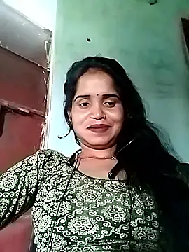 Snapshot of Cut_simran56 chatting on 06/15/26, 07:10 Cut simran56 online show from 06/15/26, 07:10