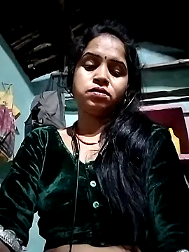 Snapshot of Cut_simran56 chatting on 06/17/26, 10:54 Cut simran56 online show from 06/17/26, 10:54