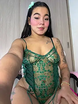 Snapshot of sarita_111 chatting on 07/06/26, 03:58 sarita 111 online show from 07/06/26, 03:58