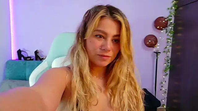 Snapshot of Sam_sexual_enjoyment chatting on 06/25/26, 07:51 Sam sexual enjoyment online show from 06/25/26, 07:51