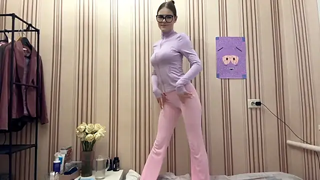 MiaWonderind online show from 07/07/26, 01:48