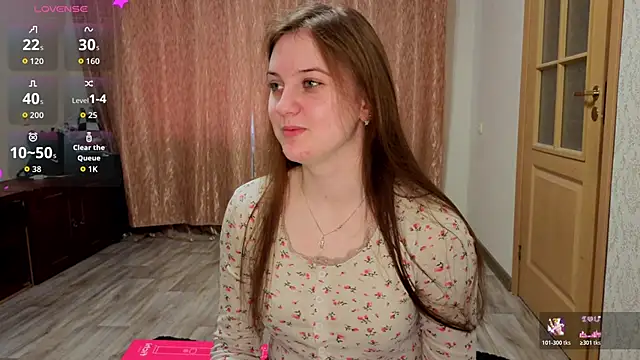 Snapshot of SwetLuna01 chatting on 06/15/26, 06:32 SwetLuna01 online show from 06/15/26, 06:32