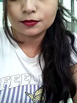 Snapshot of Missridhi chatting on 06/16/26, 11:46 Missridhi online show from 06/16/26, 11:46