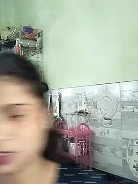 Snapshot of Missridhi chatting on 07/23/26, 04:21 Missridhi online show from 07/23/26, 04:21