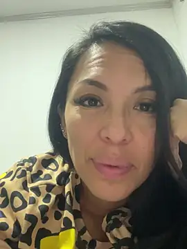 Snapshot of Anto_Castro chatting on 06/11/26, 05:27 Anto Castro online show from 06/11/26, 05:27