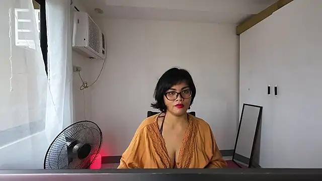 MysticMara online show from 06/15/26, 05:53